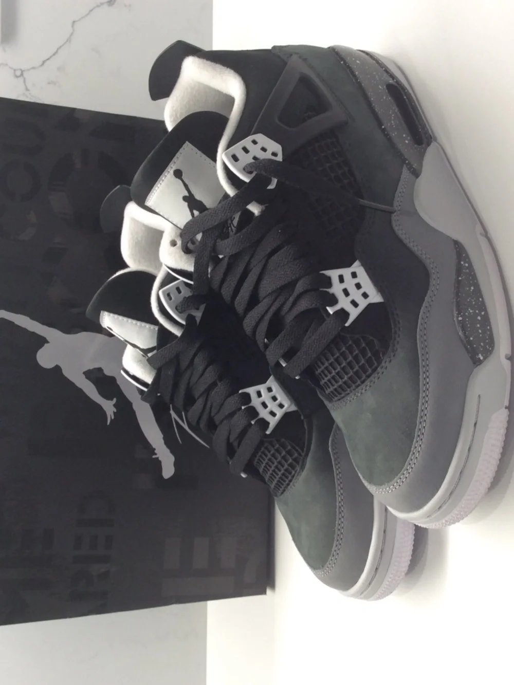 AIR JORDAN 4 “FEAR” PACKS size 8.5 unworn brand new got wrong size